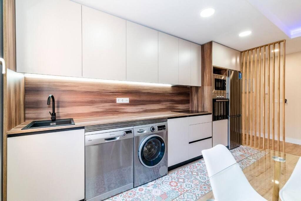 Modern Apartment Close To The City Center And Alhambra 그라나다 외부 사진